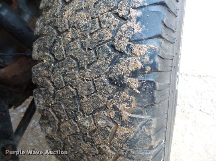 image for item EA9664 2005 Chevrolet Silverado 2500HD pickup truck