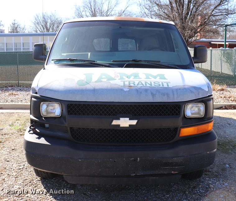 image for item EC9396 2006 Chevrolet Express 3500 Extended van