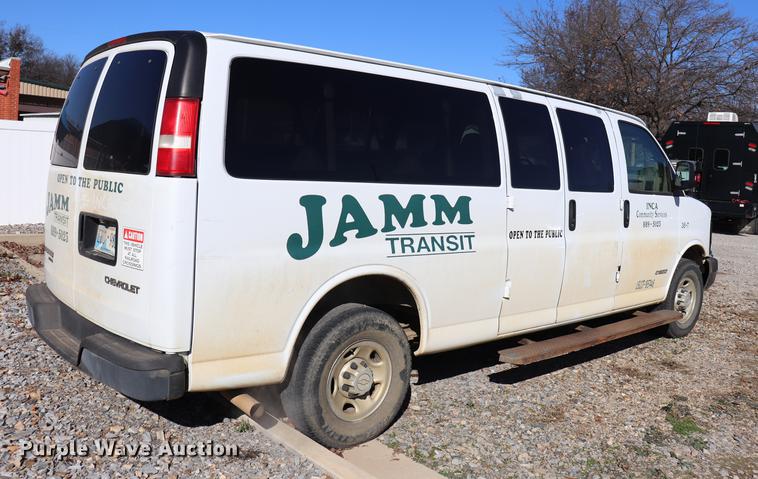 image for item EC9396 2006 Chevrolet Express 3500 Extended van