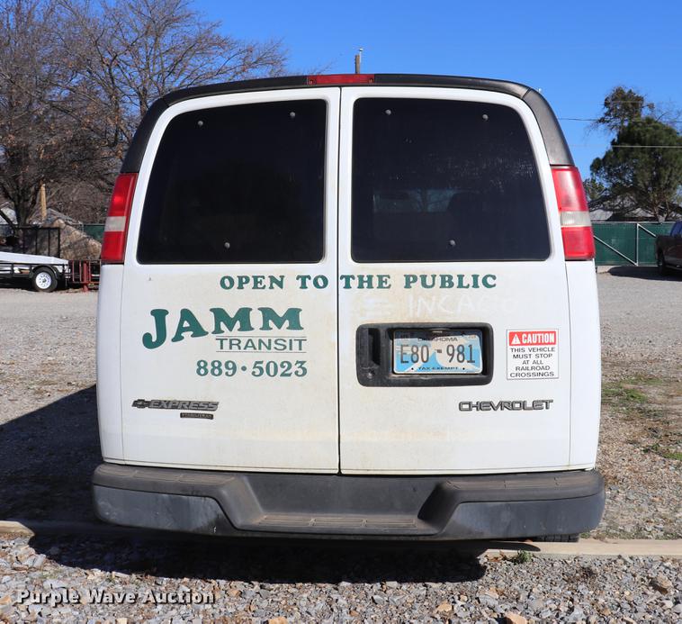 image for item EC9396 2006 Chevrolet Express 3500 Extended van