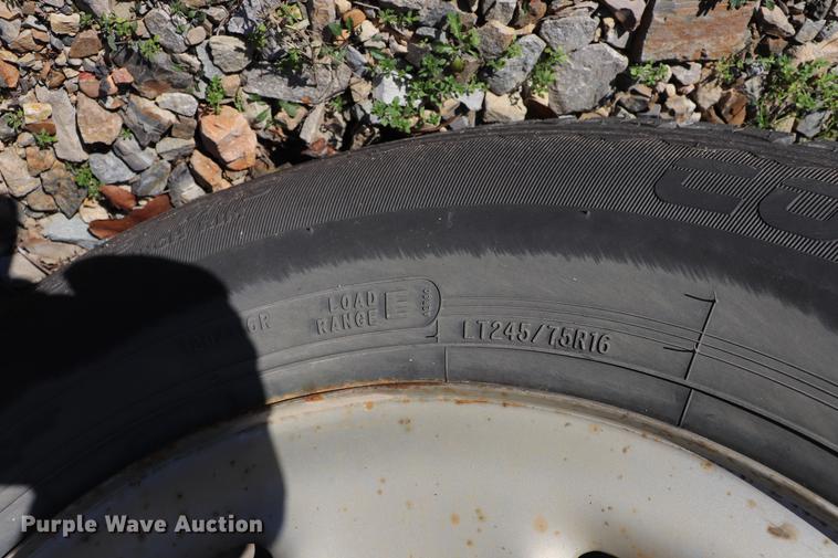 image for item EC9396 2006 Chevrolet Express 3500 Extended van