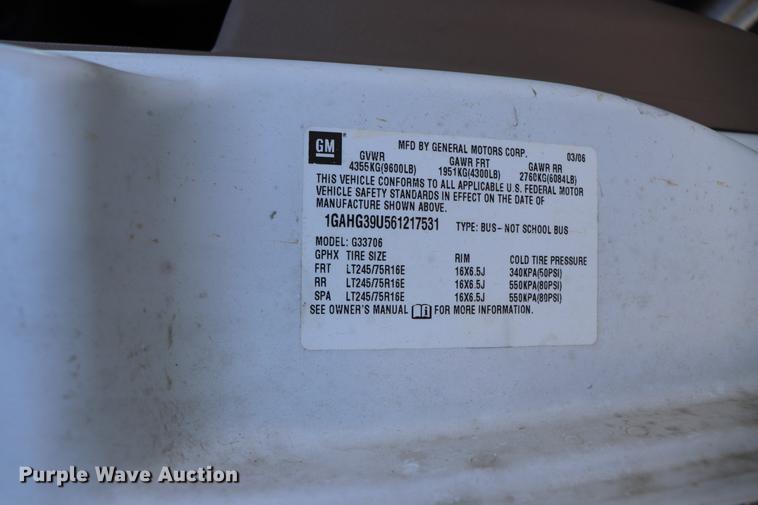 image for item EC9396 2006 Chevrolet Express 3500 Extended van