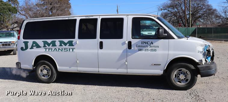 image for item EC9397 2005 Chevrolet Express 3500 Extended van