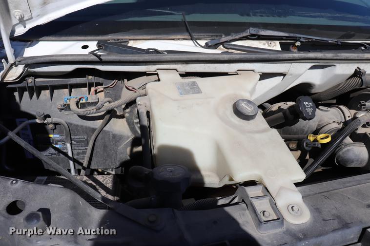 image for item EC9397 2005 Chevrolet Express 3500 Extended van