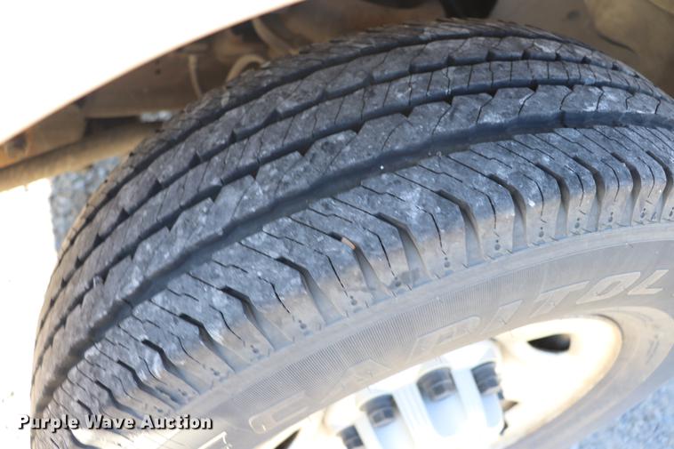 image for item EC9397 2005 Chevrolet Express 3500 Extended van