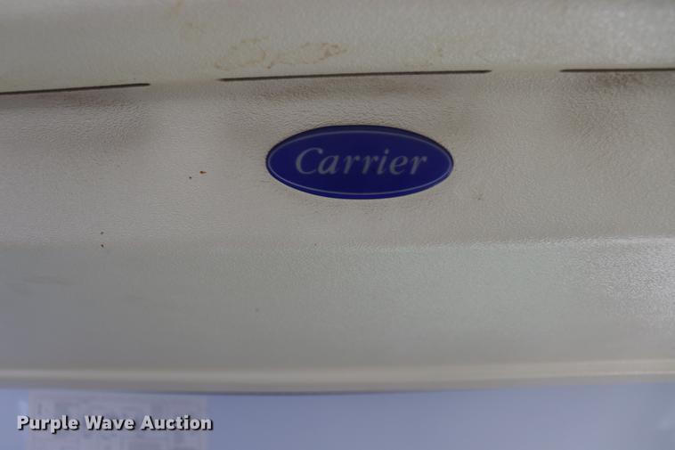 image for item EC9400 2005 Ford E450 shuttle bus