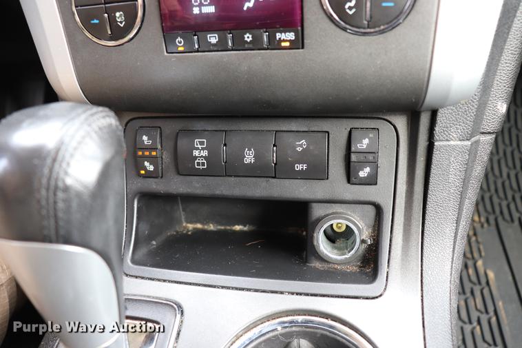 image for item EC9416 2012 Chevrolet Traverse LT