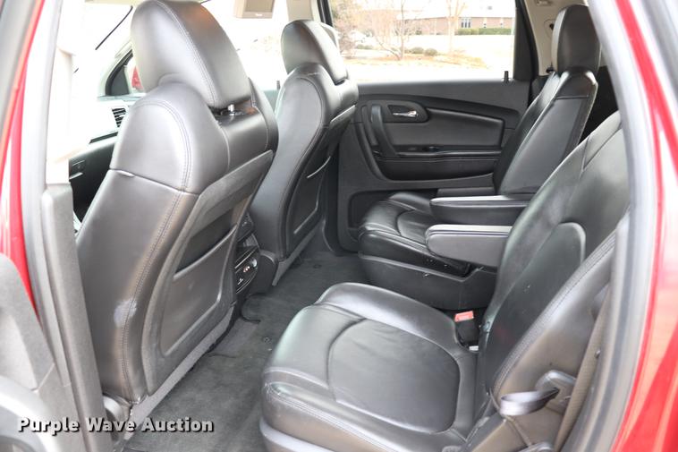 image for item EC9416 2012 Chevrolet Traverse LT