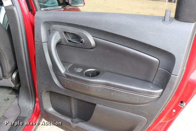 image for item EC9416 2012 Chevrolet Traverse LT