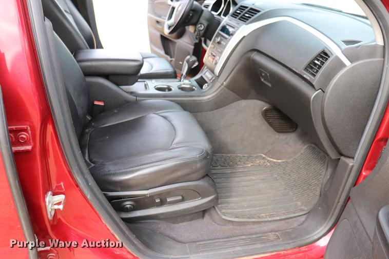 image for item EC9416 2012 Chevrolet Traverse LT