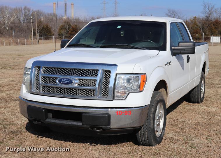 image for item EC9425 2010 Ford F150 XL Super Cab pickup truck