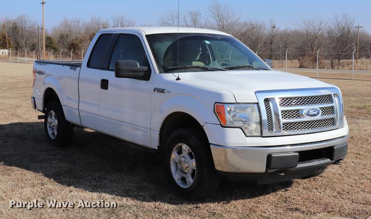 image for item EC9425 2010 Ford F150 XL Super Cab pickup truck