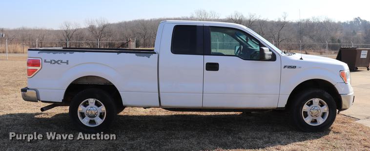 image for item EC9425 2010 Ford F150 XL Super Cab pickup truck