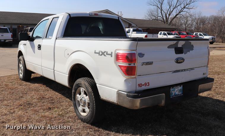 image for item EC9425 2010 Ford F150 XL Super Cab pickup truck