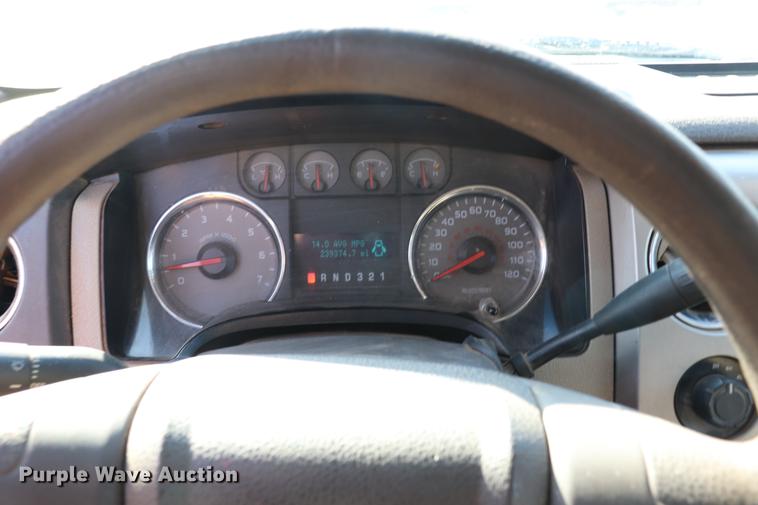 image for item EC9425 2010 Ford F150 XL Super Cab pickup truck