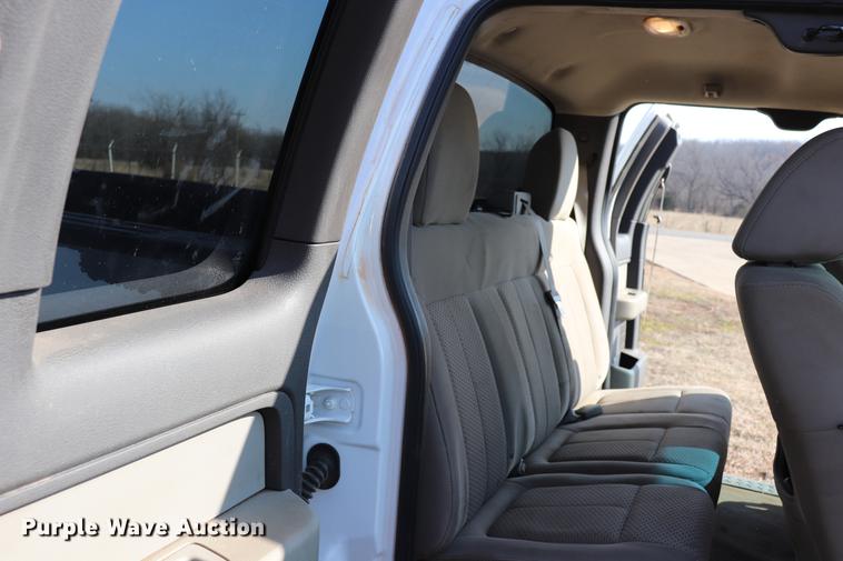 image for item EC9425 2010 Ford F150 XL Super Cab pickup truck