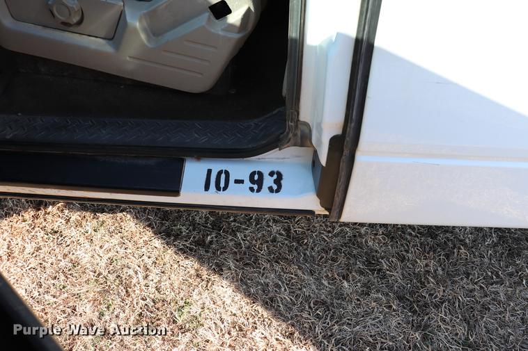 image for item EC9425 2010 Ford F150 XL Super Cab pickup truck