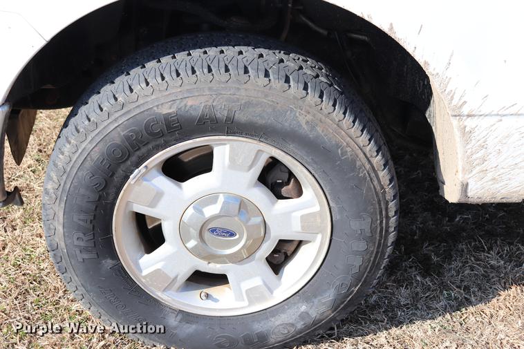 image for item EC9425 2010 Ford F150 XL Super Cab pickup truck