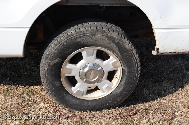 image for item EC9425 2010 Ford F150 XL Super Cab pickup truck