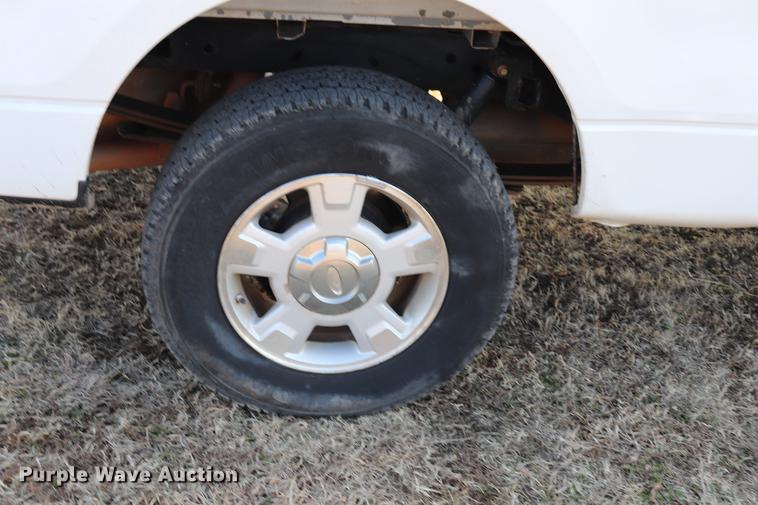 image for item EC9425 2010 Ford F150 XL Super Cab pickup truck