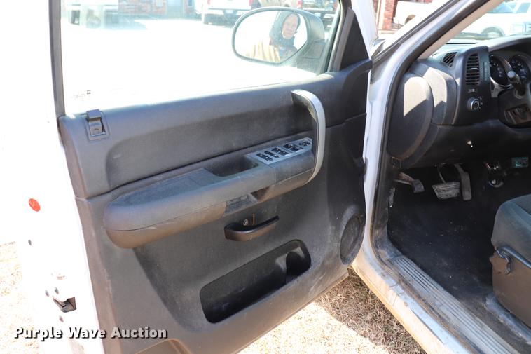 image for item EC9426 2007 Chevrolet Silverado 1500 Ext. Cab pickup truck