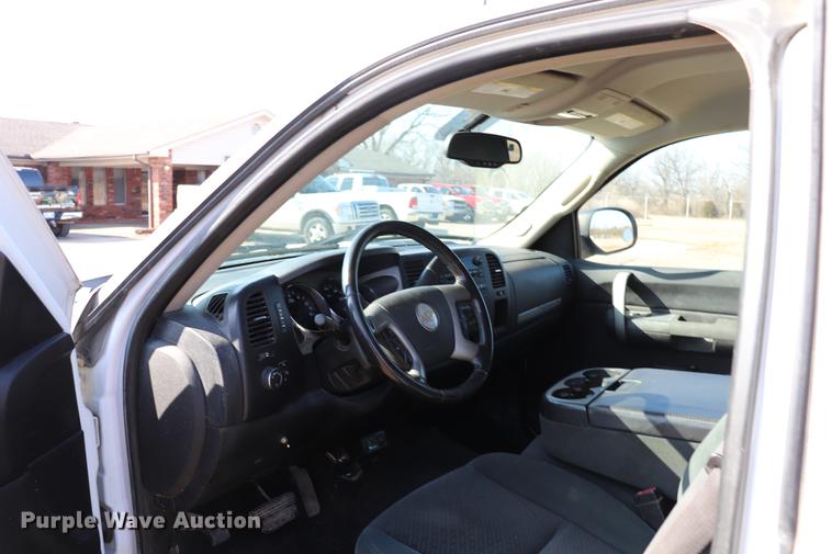 image for item EC9426 2007 Chevrolet Silverado 1500 Ext. Cab pickup truck