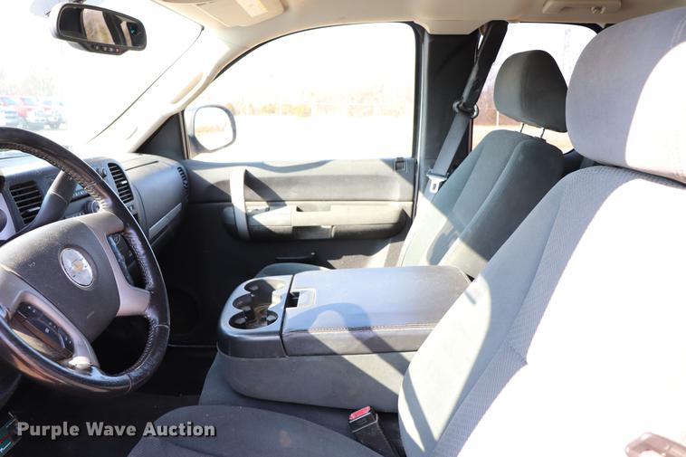 image for item EC9426 2007 Chevrolet Silverado 1500 Ext. Cab pickup truck