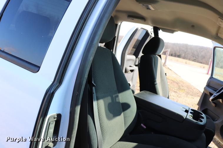 image for item EC9426 2007 Chevrolet Silverado 1500 Ext. Cab pickup truck