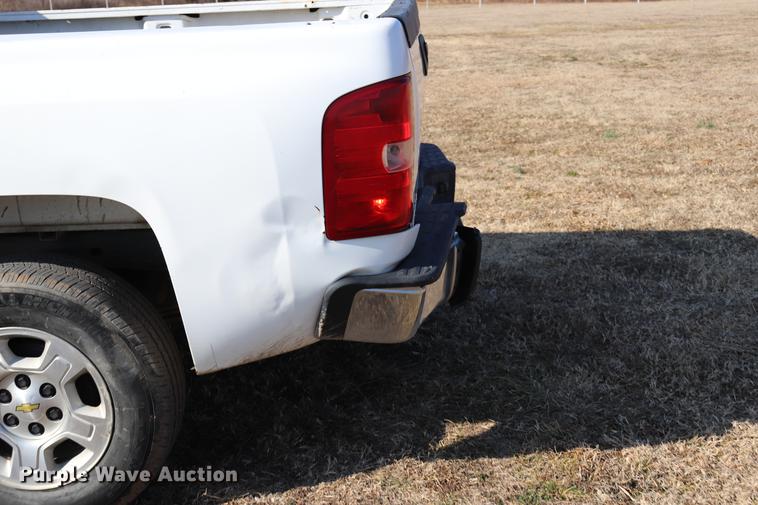 image for item EC9426 2007 Chevrolet Silverado 1500 Ext. Cab pickup truck