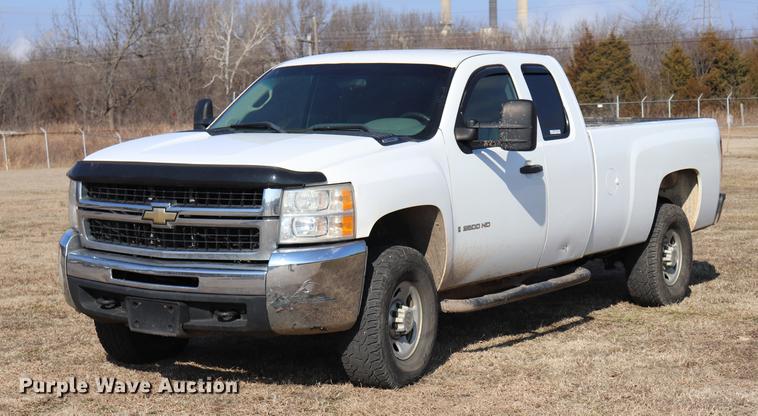 image for item EC9427 2009 Chevrolet Silverado 2500HD Ext. Cab pickup truck