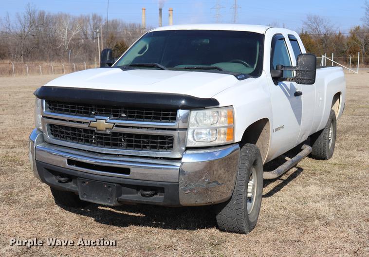 image for item EC9427 2009 Chevrolet Silverado 2500HD Ext. Cab pickup truck