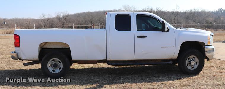 image for item EC9427 2009 Chevrolet Silverado 2500HD Ext. Cab pickup truck
