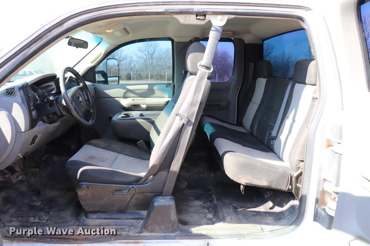 image for item EC9427 2009 Chevrolet Silverado 2500HD Ext. Cab pickup truck