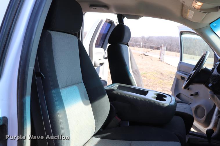 image for item EC9427 2009 Chevrolet Silverado 2500HD Ext. Cab pickup truck