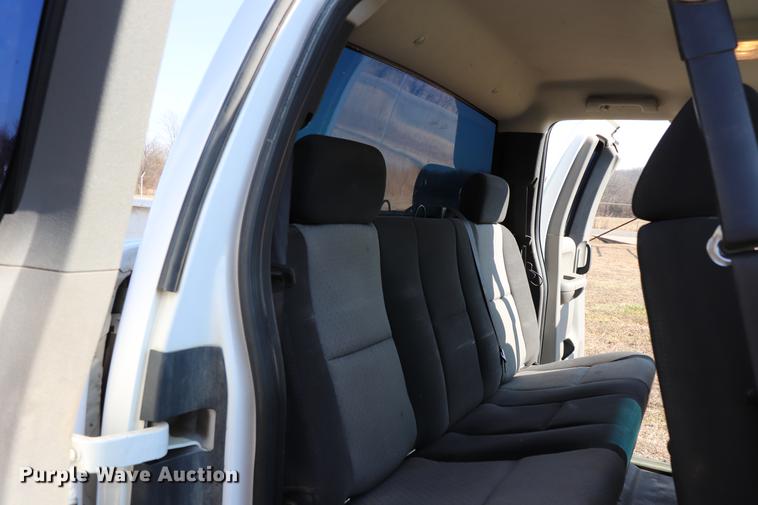 image for item EC9427 2009 Chevrolet Silverado 2500HD Ext. Cab pickup truck