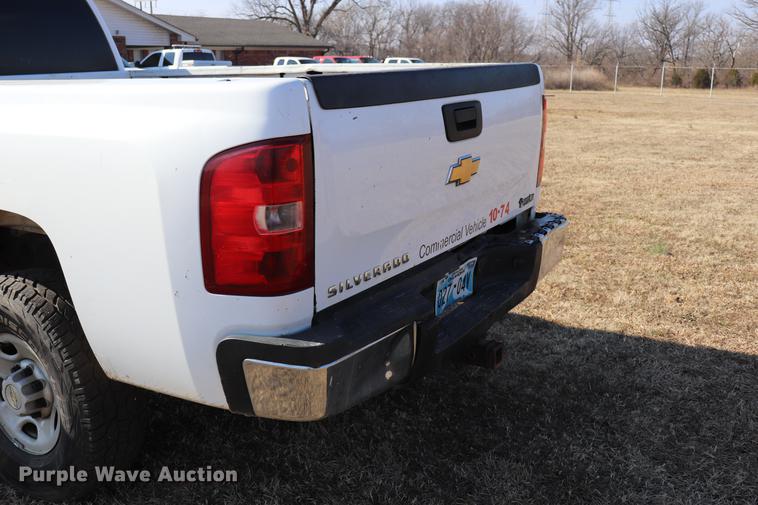 image for item EC9427 2009 Chevrolet Silverado 2500HD Ext. Cab pickup truck