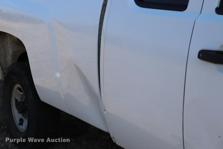image for item EC9427 2009 Chevrolet Silverado 2500HD Ext. Cab pickup truck