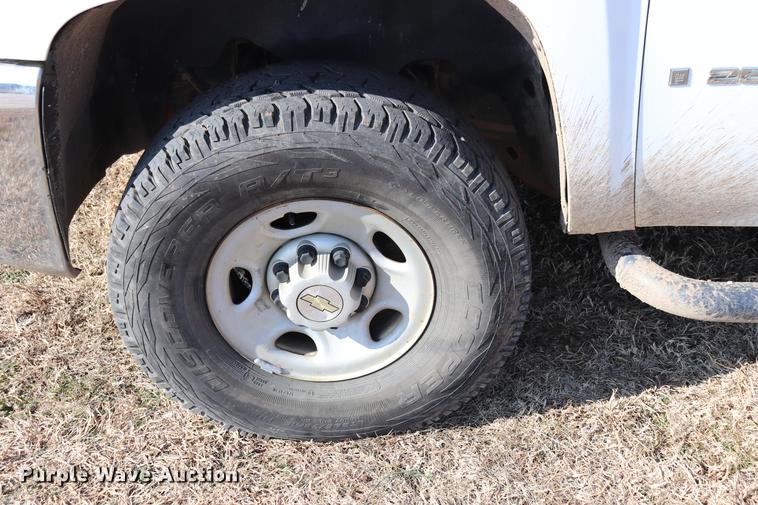 image for item EC9427 2009 Chevrolet Silverado 2500HD Ext. Cab pickup truck