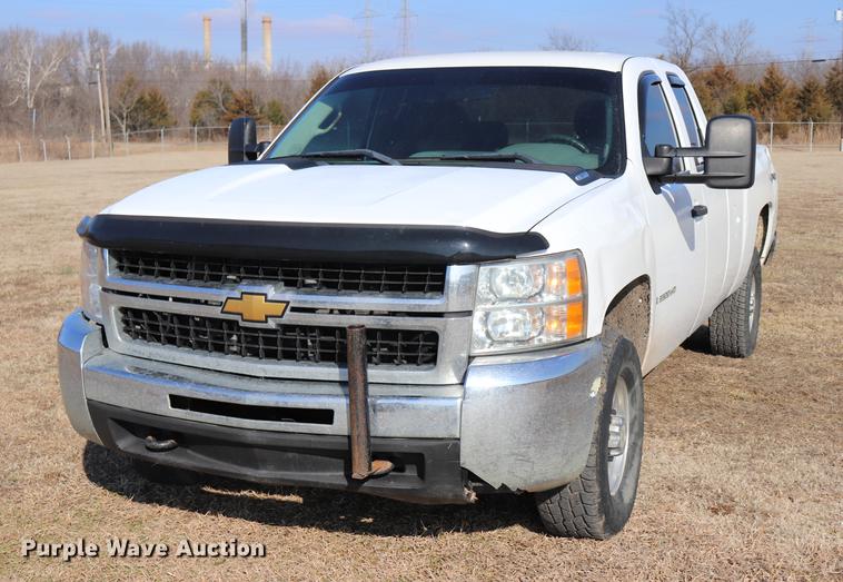 image for item EC9428 2009 Chevrolet Silverado 2500HD Ext. Cab pickup truck