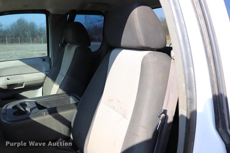 image for item EC9428 2009 Chevrolet Silverado 2500HD Ext. Cab pickup truck