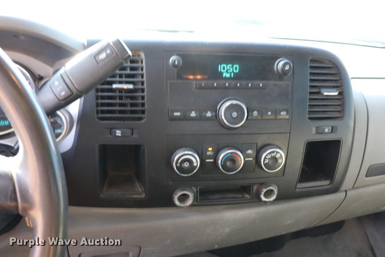 image for item EC9428 2009 Chevrolet Silverado 2500HD Ext. Cab pickup truck