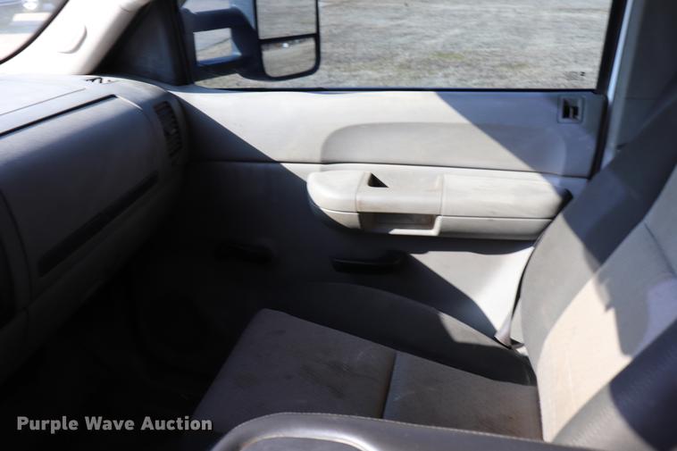 image for item EC9428 2009 Chevrolet Silverado 2500HD Ext. Cab pickup truck