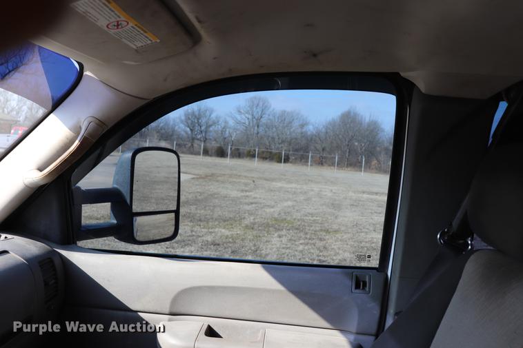 image for item EC9428 2009 Chevrolet Silverado 2500HD Ext. Cab pickup truck