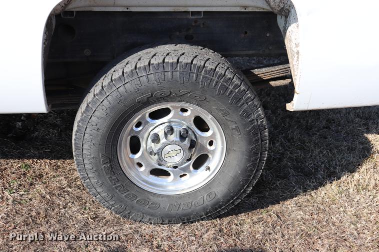 image for item EC9428 2009 Chevrolet Silverado 2500HD Ext. Cab pickup truck