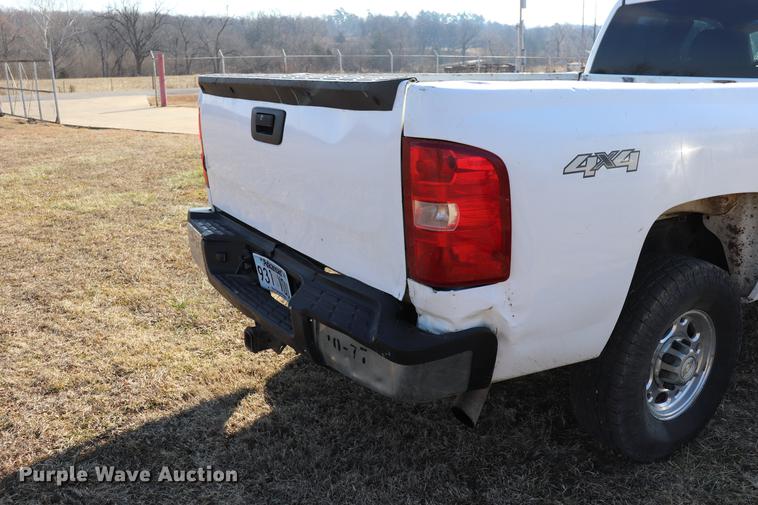 image for item EC9428 2009 Chevrolet Silverado 2500HD Ext. Cab pickup truck