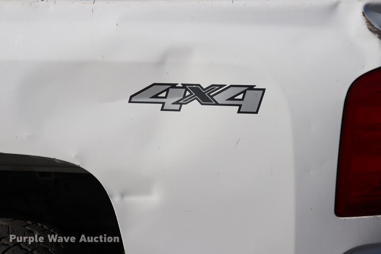 image for item EC9428 2009 Chevrolet Silverado 2500HD Ext. Cab pickup truck