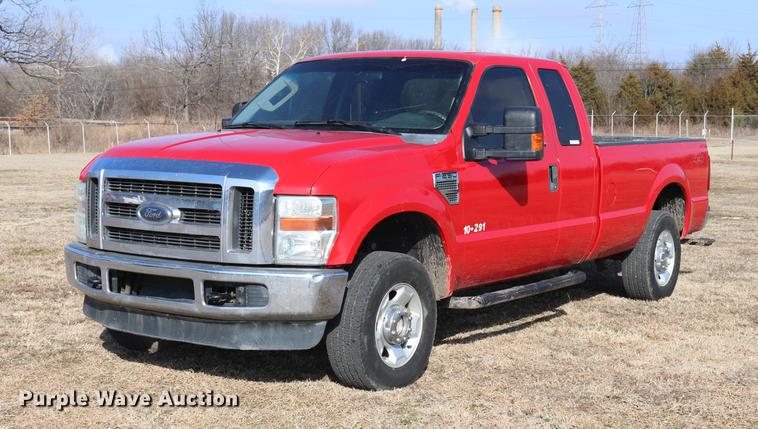 image for item EC9429 2010 Ford F250 Super Duty XLT Super Cab pickup truck