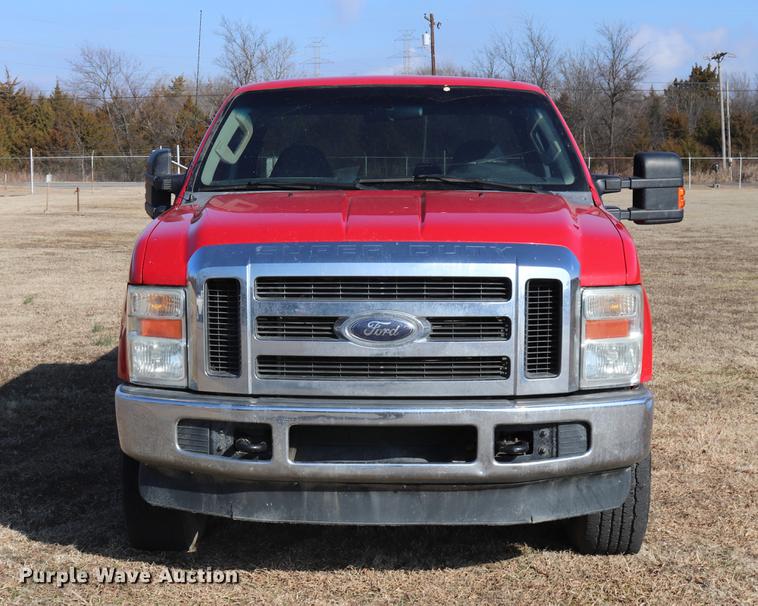 image for item EC9429 2010 Ford F250 Super Duty XLT Super Cab pickup truck