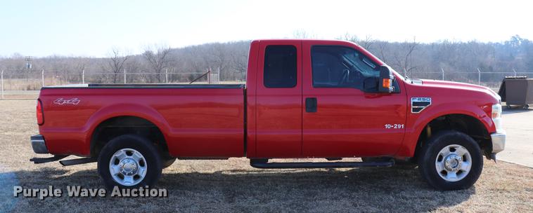 image for item EC9429 2010 Ford F250 Super Duty XLT Super Cab pickup truck