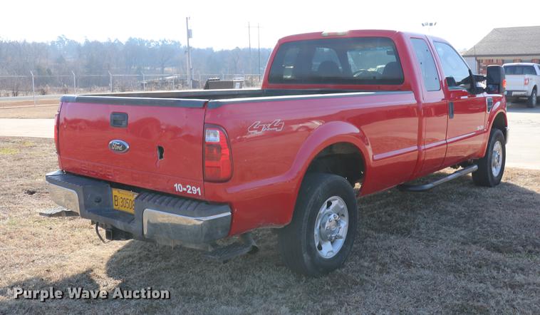 image for item EC9429 2010 Ford F250 Super Duty XLT Super Cab pickup truck